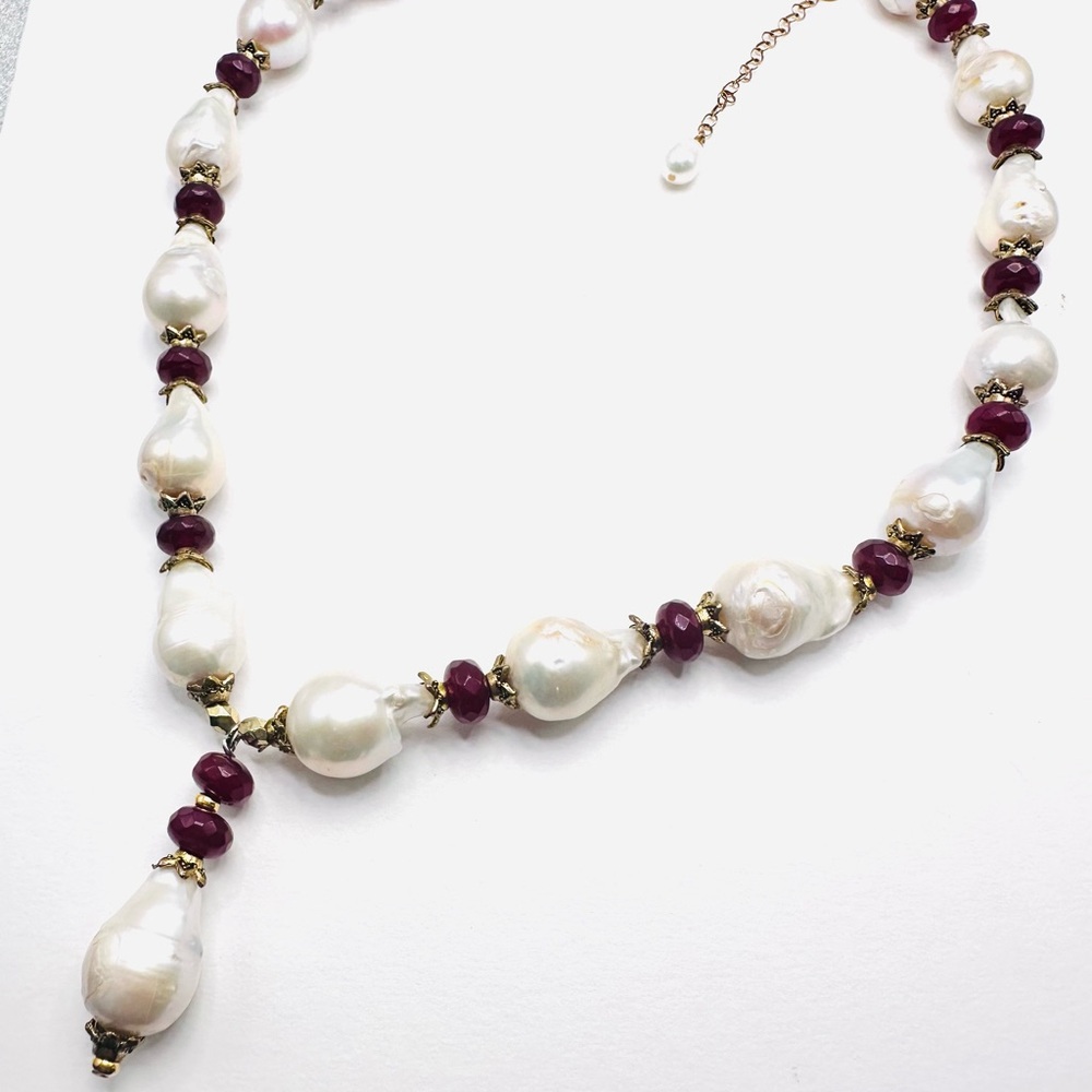 Elegant Pearl and Red Bead Necklace